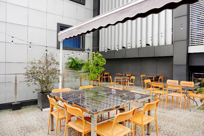 Megara Hotel 3*